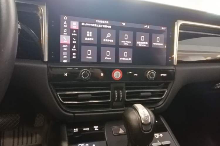 Used Porsche Macan 2022 Macan 2.0T Audio And AC Panel