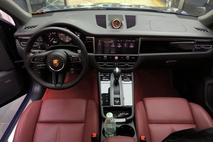 Used Porsche Macan 2022 Macan S 2.9T Center Console