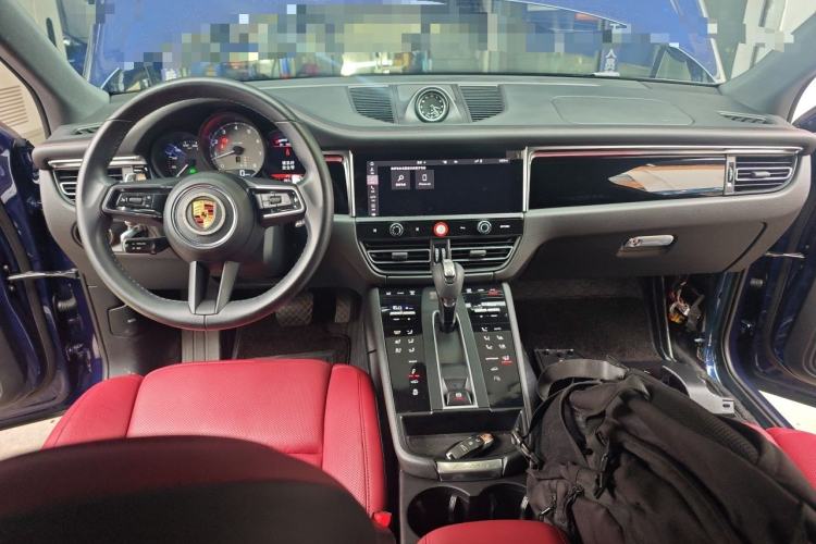 Used Porsche Macan 2022 Macan S 2.9T Center Console