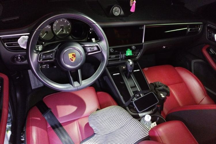 Used Porsche Macan 2022 Macan 2.0T Center Console
