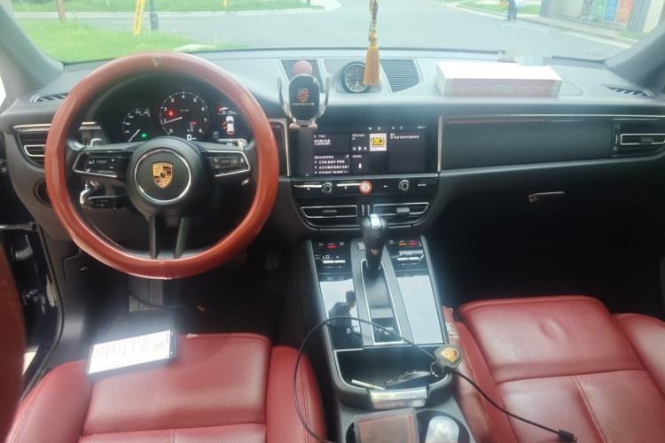 Used Porsche Macan 2022 Macan 2.0T Center Console
