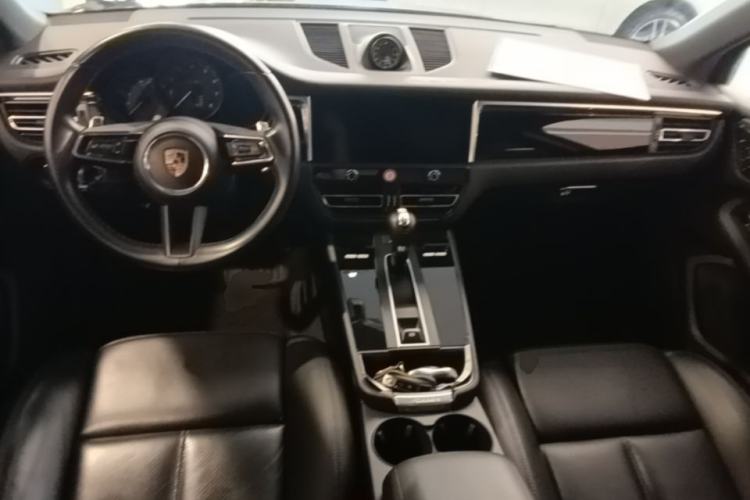 Used Porsche Macan 2022 Macan 2.0T Center Console