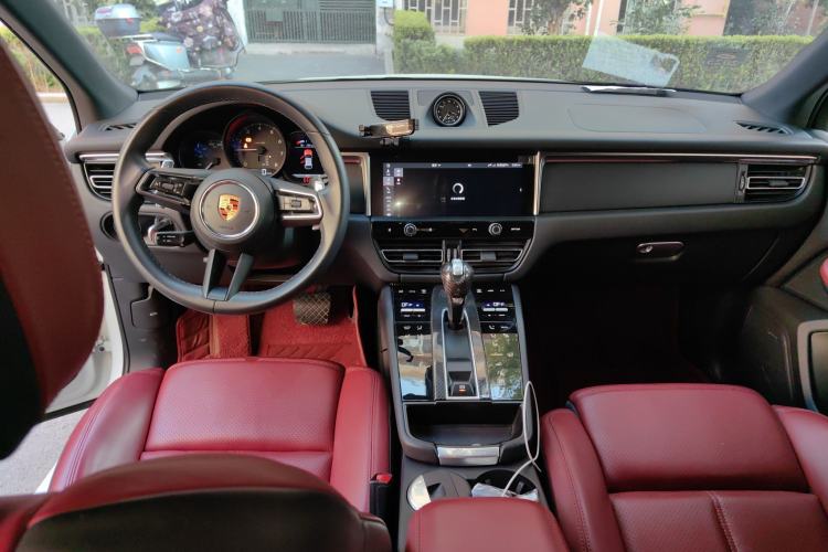 Used Porsche Macan 2022 Macan T 2.0T Center Console