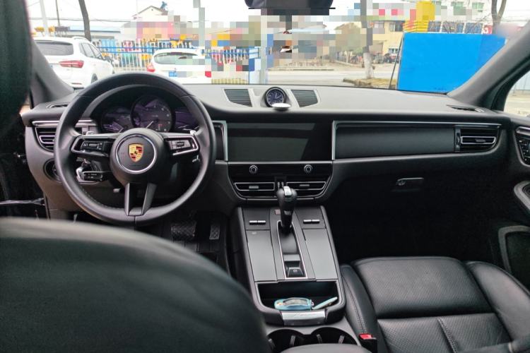 Used Porsche Macan 2022 Macan 2.0T Center Console