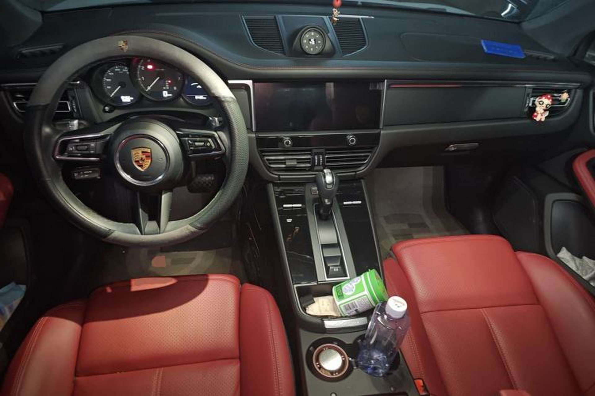 Used Porsche Macan 2022 Macan 2.0T Center Console