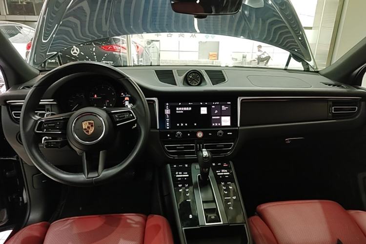 Used Porsche Macan 2022 Macan 2.0T Center Console