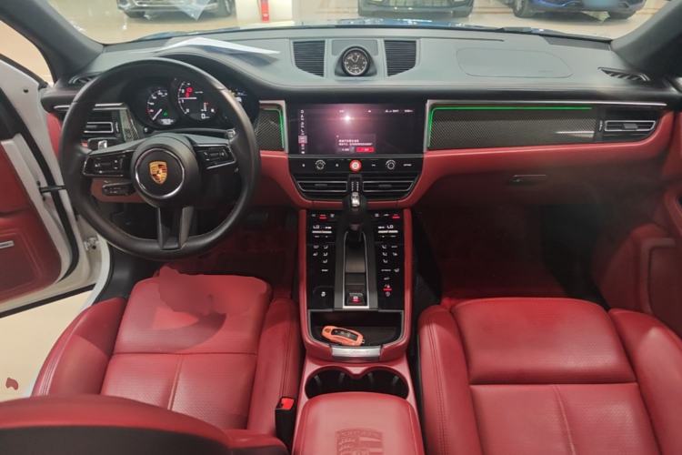 Used Porsche Macan 2022 Macan 2.0T Center Console