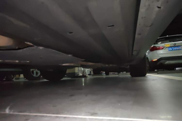 Used Porsche Macan 2022 Macan 2.0T Chassis Front Left