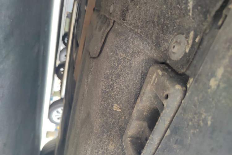 Used Porsche Macan 2022 Macan 2.0T Chassis Front Left