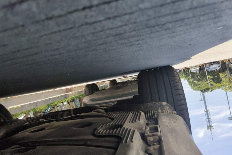 Used Porsche Macan 2022 Macan 2.0T Chassis Front Right