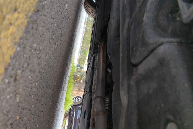 Used Porsche Macan 2022 Macan T 2.0T Chassis Rear Left