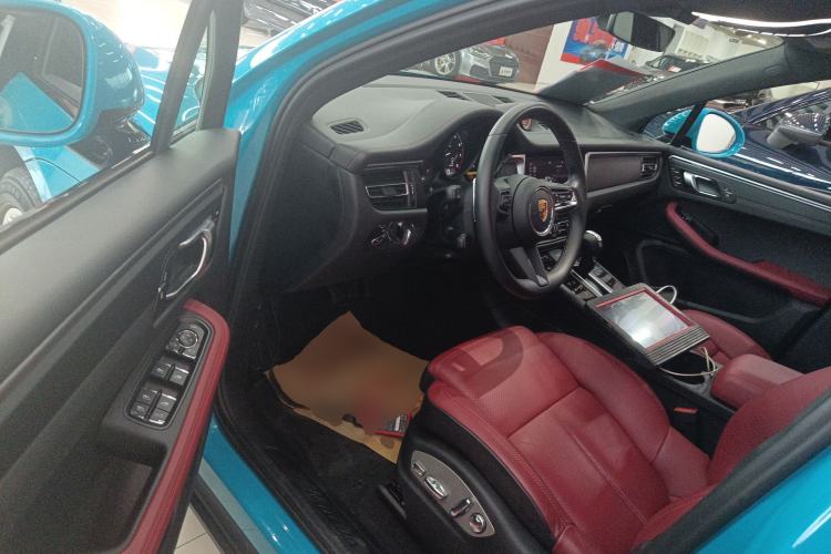 Used Porsche Macan 2022 Macan 2.0T Driver Seat