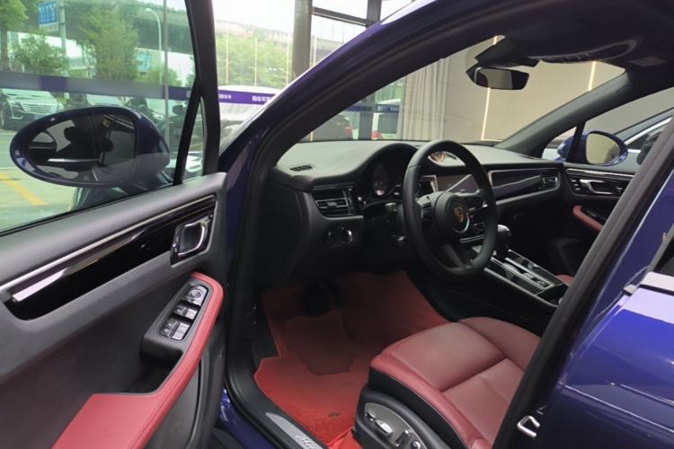 Used Porsche Macan 2022 Macan S 2.9T Driver Seat