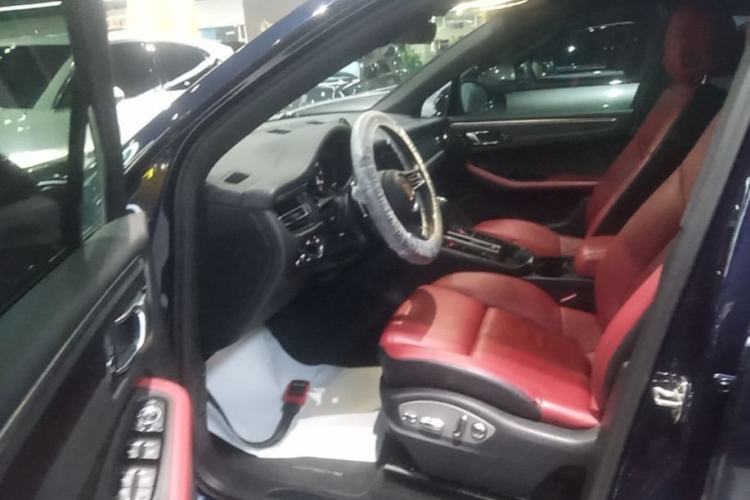 Used Porsche Macan 2022 Macan 2.0T Driver Seat