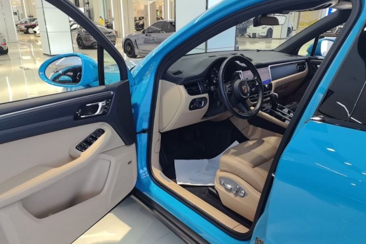 Used Porsche Macan 2022 Macan 2.0T Driver Seat
