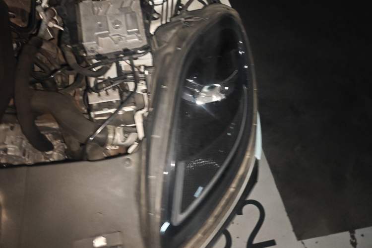 Used Porsche Macan 2022 Macan 2.0T Engine Bay Left