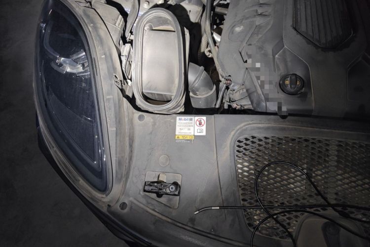 Used Porsche Macan 2022 Macan 2.0T Engine Bay Right