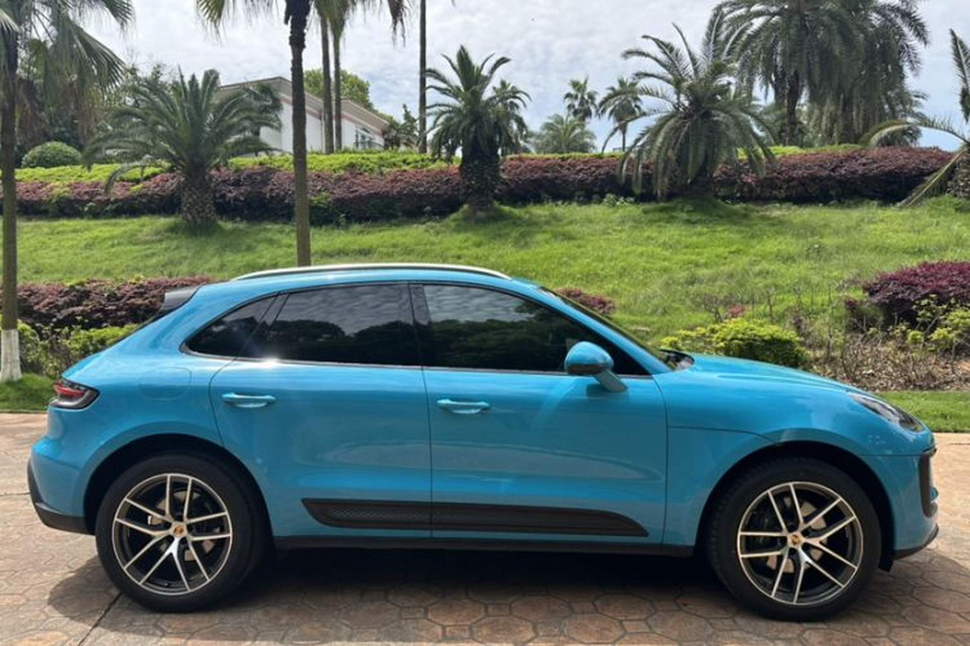 Used Porsche Macan 2022 Macan 2.0T Exterior 4
