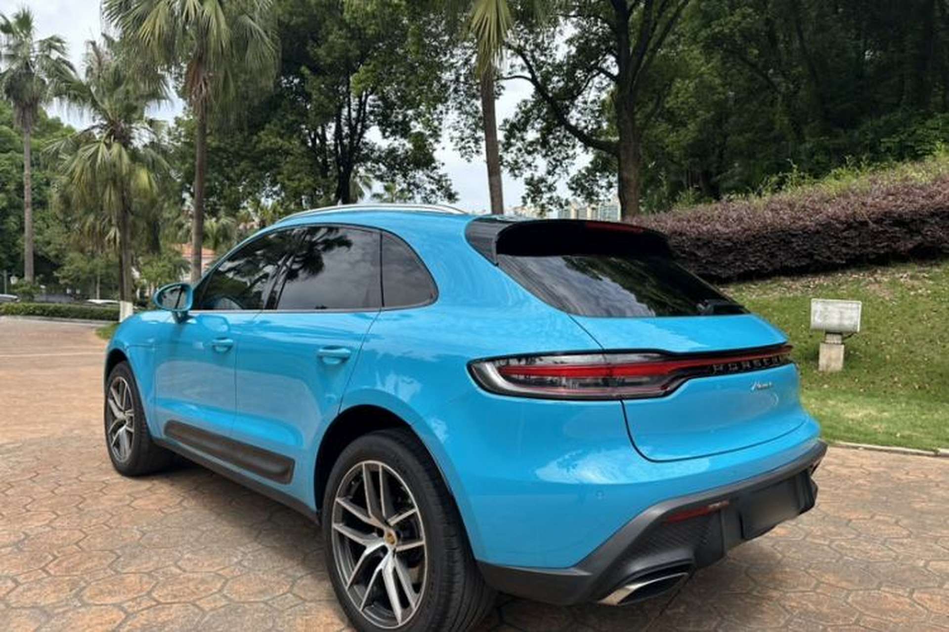 Used Porsche Macan 2022 Macan 2.0T Exterior 5