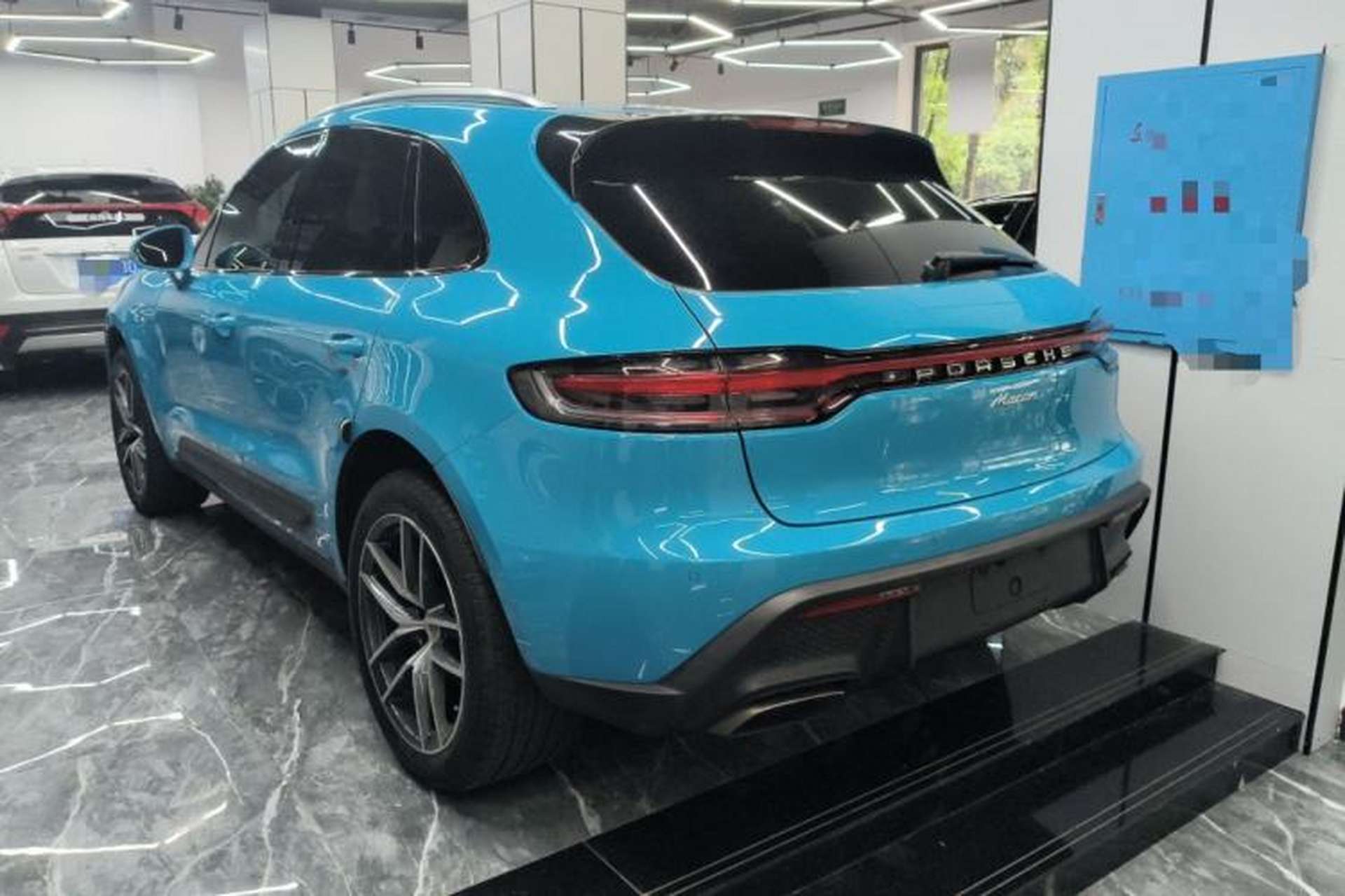 Used Porsche Macan 2022 Macan 2.0T Exterior 6