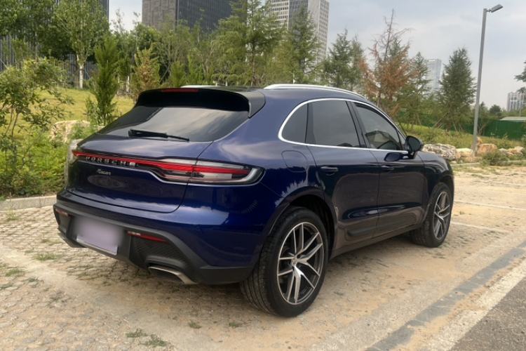 Used Porsche Macan 2022 Macan 2.0T Exterior 6