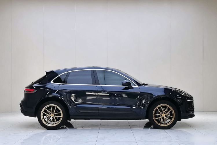 Used Porsche Macan 2022 Macan 2.0T Exterior 7