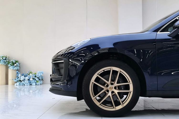 Used Porsche Macan 2022 Macan 2.0T Exterior 9