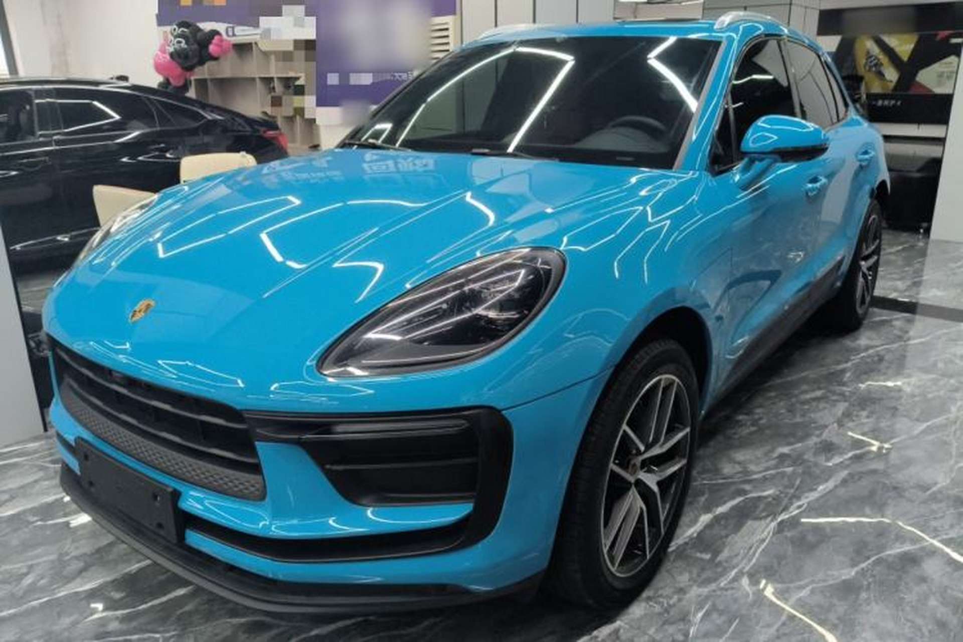 Used Porsche Macan 2022 Macan 2.0T Front Left 45 Deg