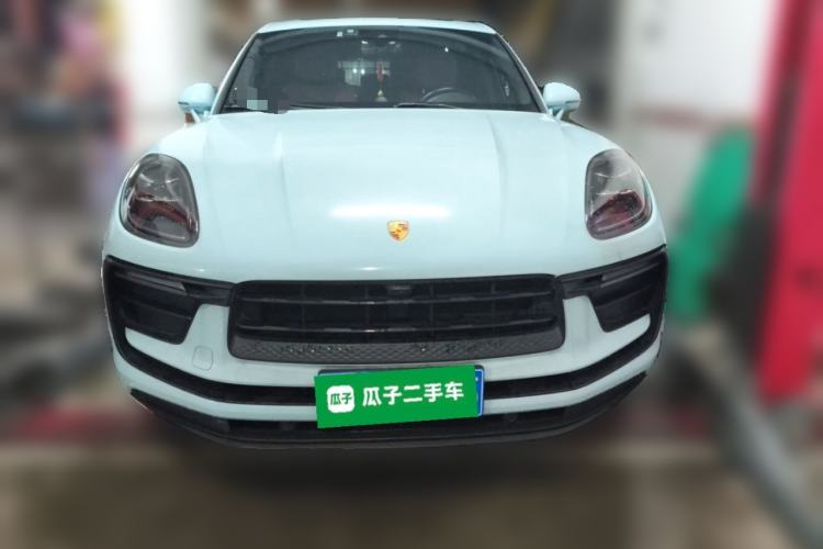 Used Porsche Macan 2022 Macan 2.0T Front