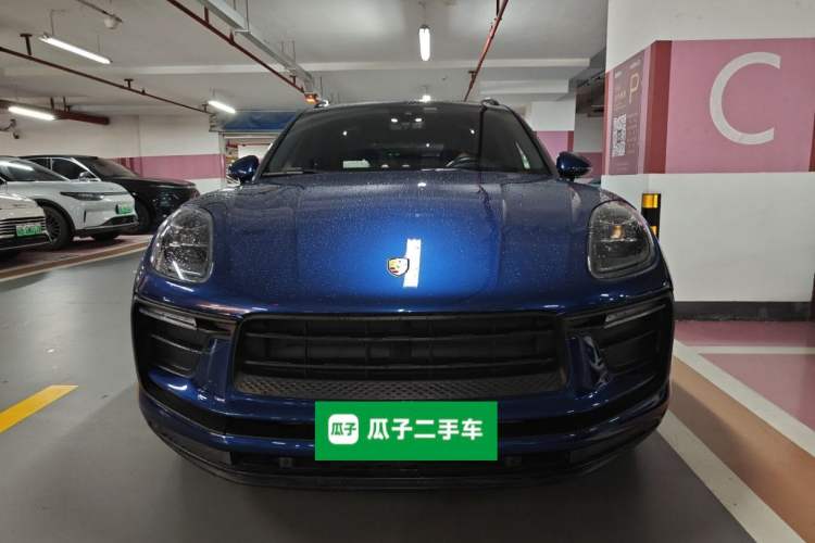 Used Porsche Macan 2022 Macan 2.0T Front