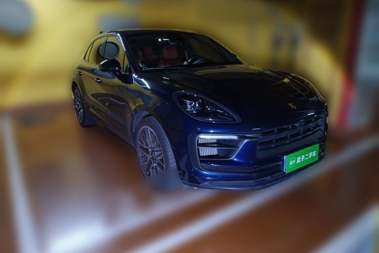 Used Porsche Macan 2022 Macan S 2.9T Front Right 45 Deg