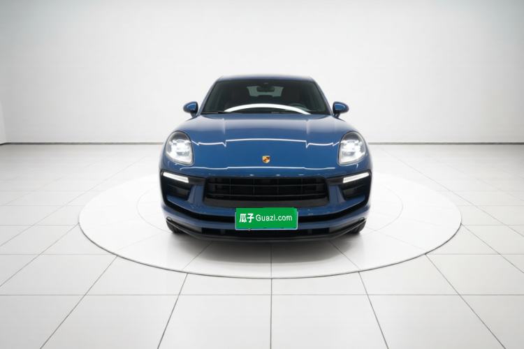 Used Porsche Macan 2022 Macan 2.0T Front