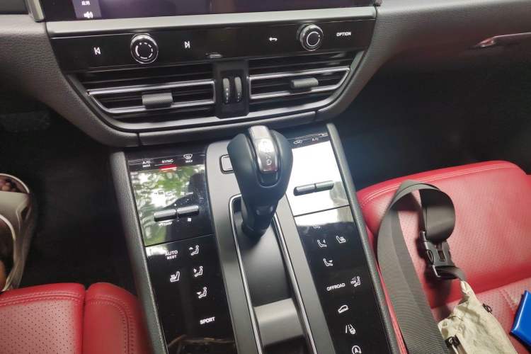Used Porsche Macan 2022 Macan 2.0T Gear Lever