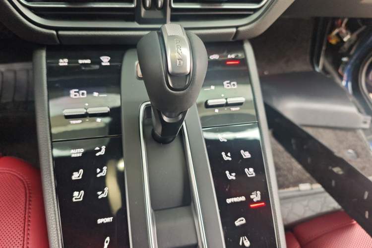 Used Porsche Macan 2022 Macan S 2.9T Gear Lever
