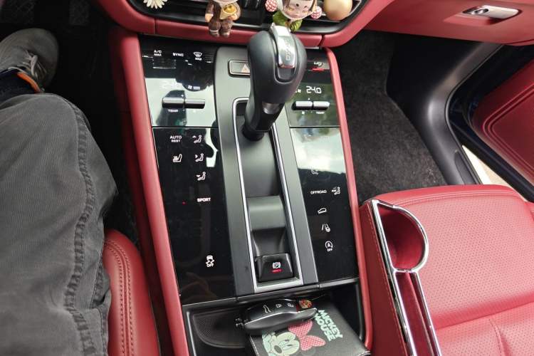 Used Porsche Macan 2022 Macan 2.0T Gear Lever