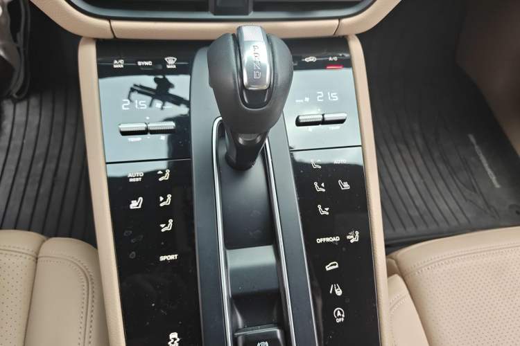 Used Porsche Macan 2022 Macan 2.0T Gear Lever