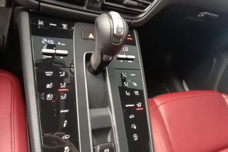 Used Porsche Macan 2022 Macan S 2.9T Gear Lever