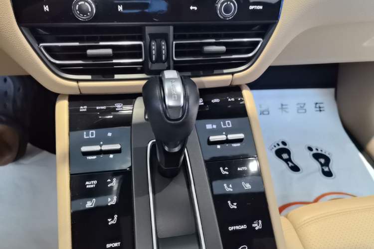 Used Porsche Macan 2022 Macan 2.0T Gear Lever
