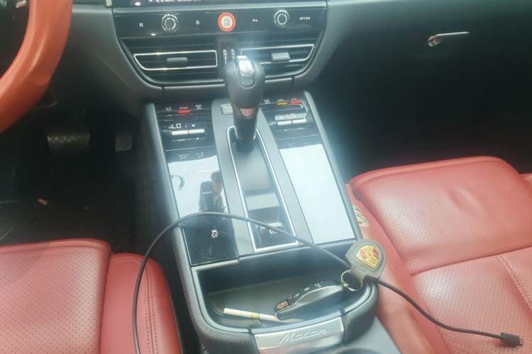 Used Porsche Macan 2022 Macan 2.0T Gear Lever