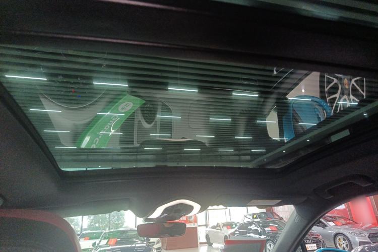 Used Porsche Macan 2022 Macan 2.0T Headliner