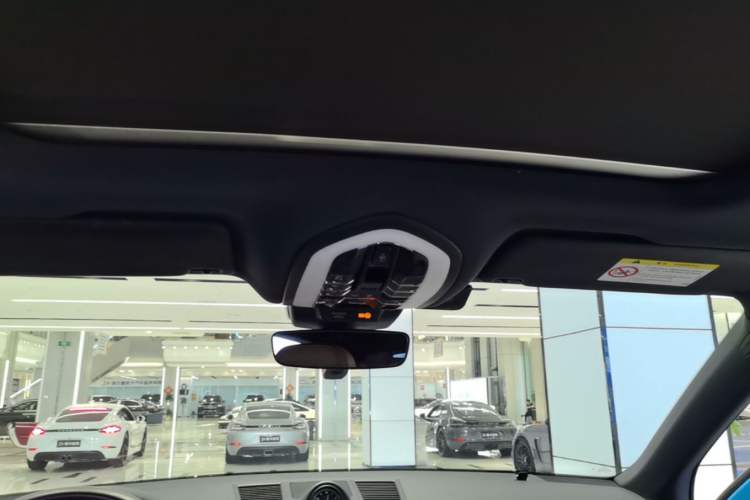 Used Porsche Macan 2022 Macan 2.0T Headliner