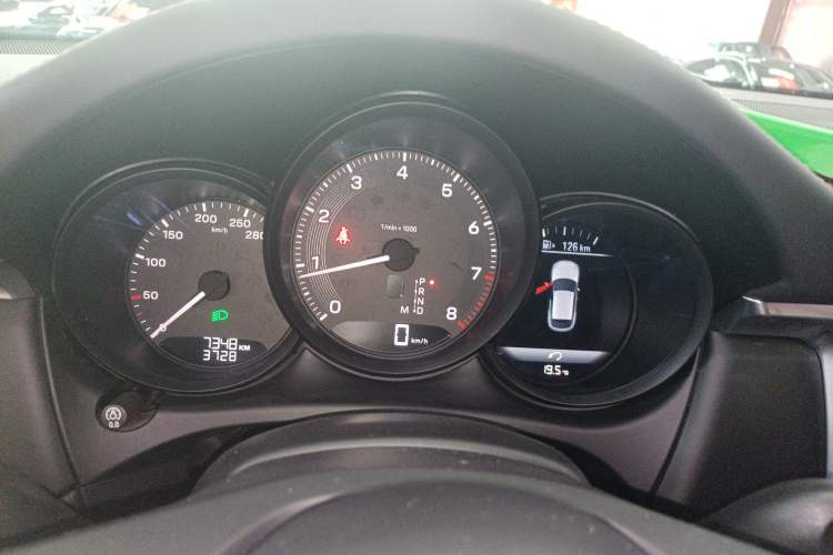 Used Porsche Macan 2022 Macan 2.0T Instrument Cluster
