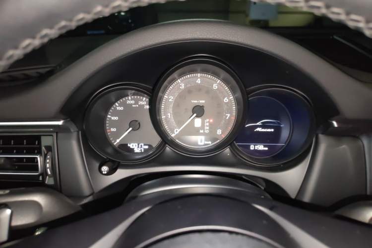 Used Porsche Macan 2022 Macan 2.0T Instrument Cluster