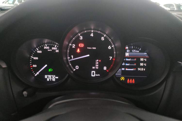 Used Porsche Macan 2022 Macan 2.0T Instrument Cluster