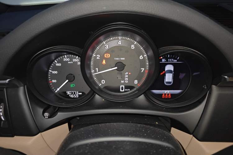 Used Porsche Macan 2022 Macan 2.0T Instrument Cluster