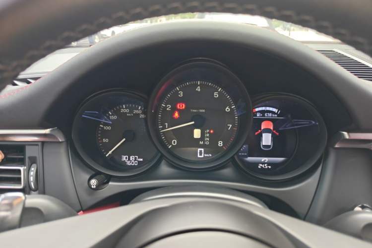 Used Porsche Macan 2022 Macan 2.0T Instrument Cluster