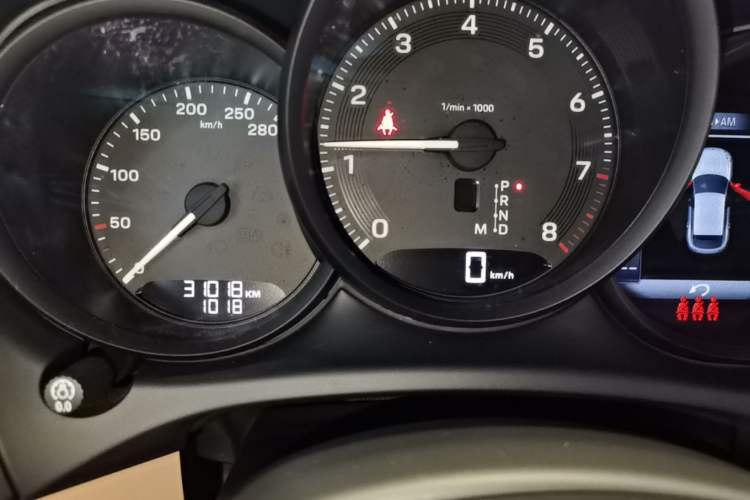 Used Porsche Macan 2022 Macan 2.0T Instrument Cluster