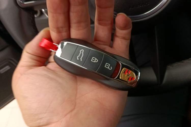 Used Porsche Macan 2022 Macan S 2.9T Interior 1