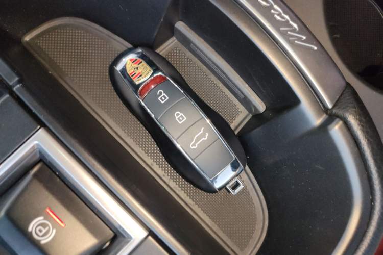 Used Porsche Macan 2022 Macan 2.0T Interior 1