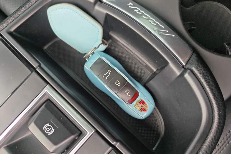Used Porsche Macan 2022 Macan 2.0T Interior 1
